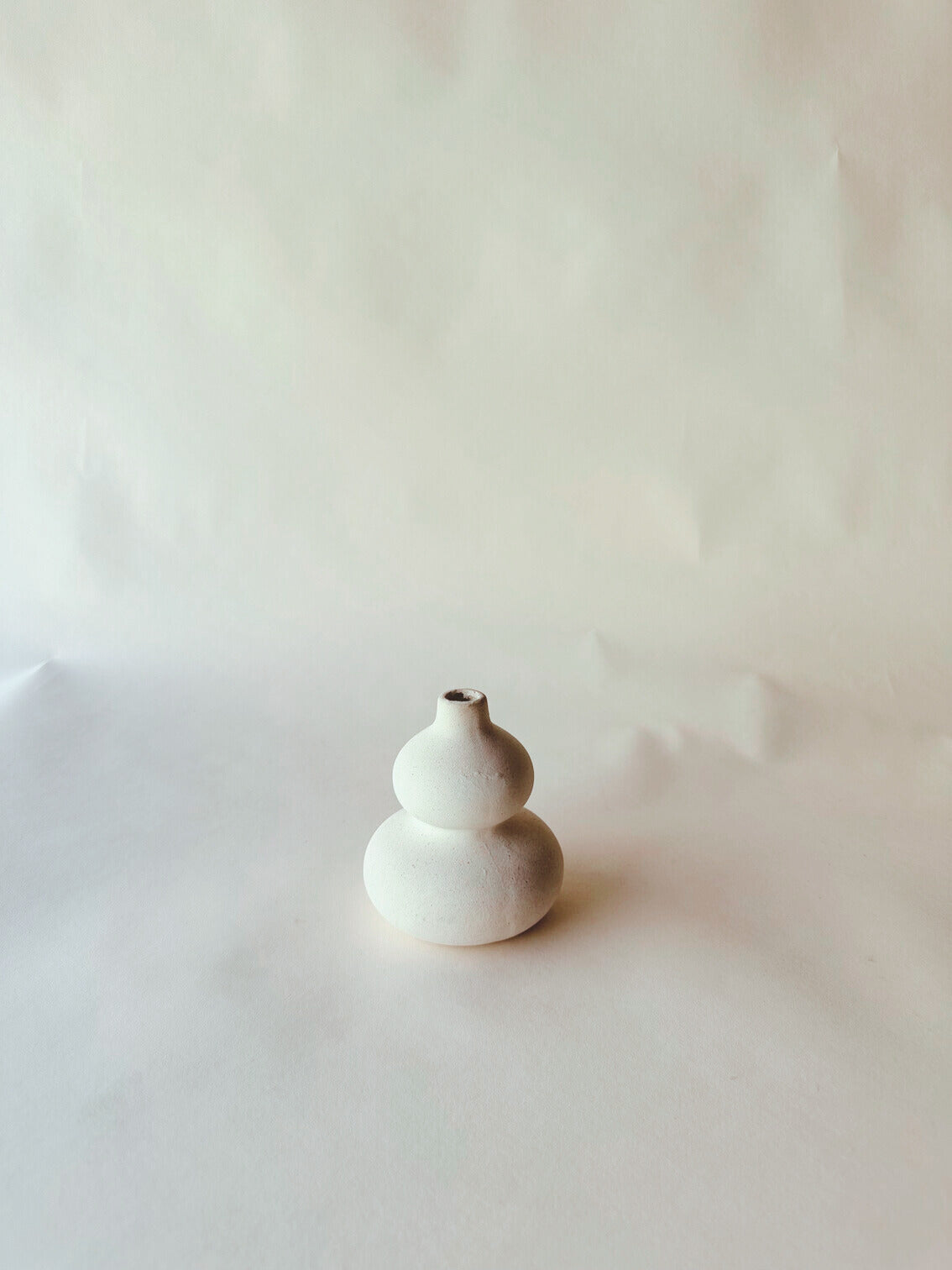 Textured bob vase