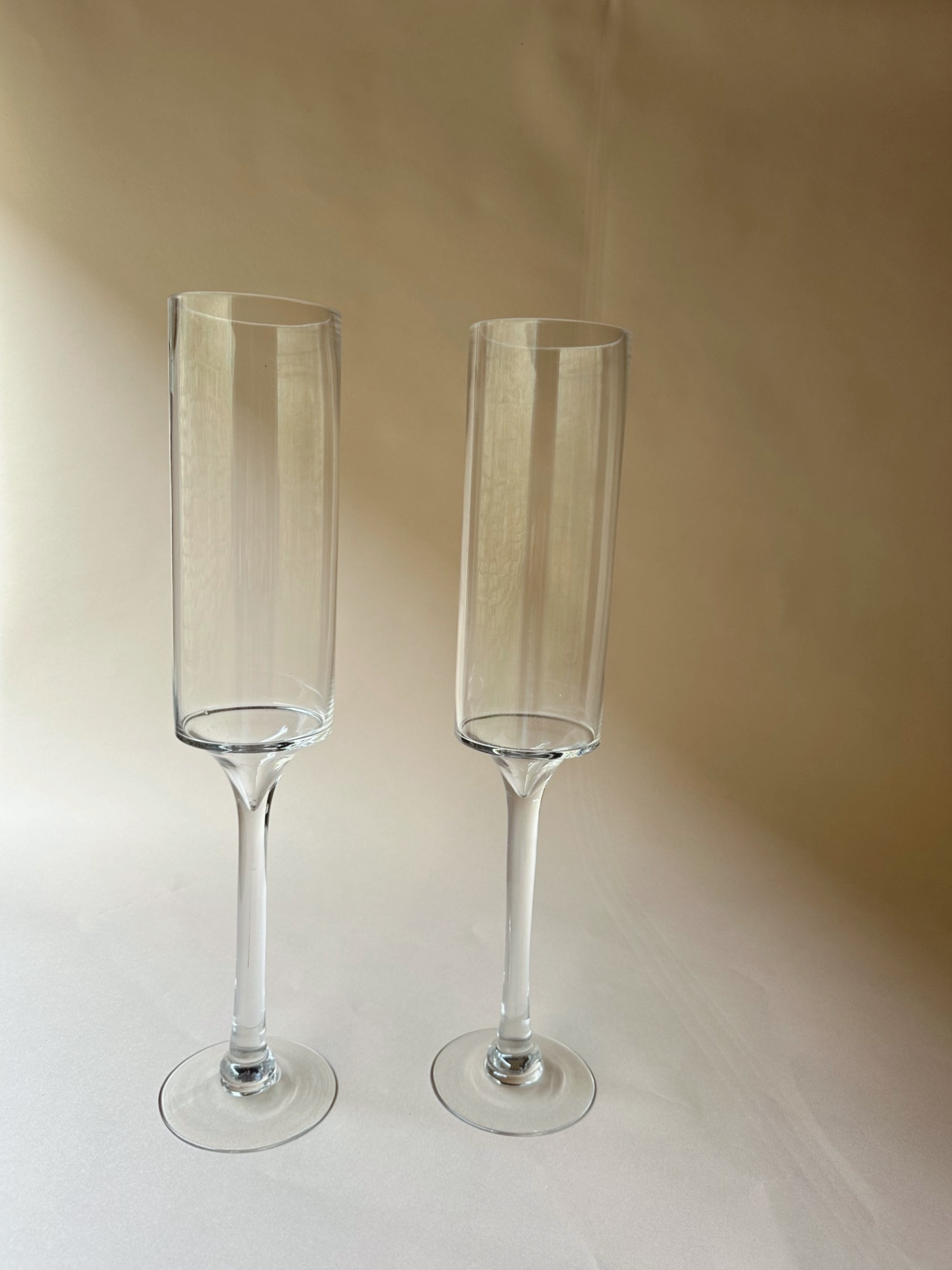 Footed glass cylinder ~ ex-large