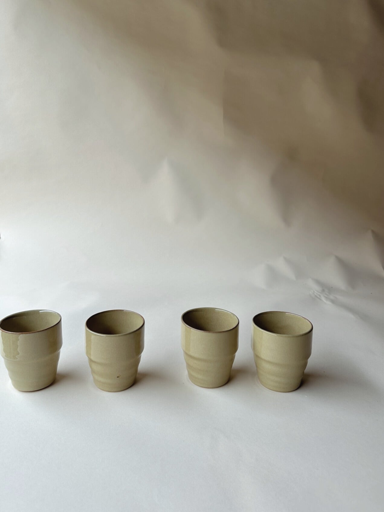 Mustard tumblers