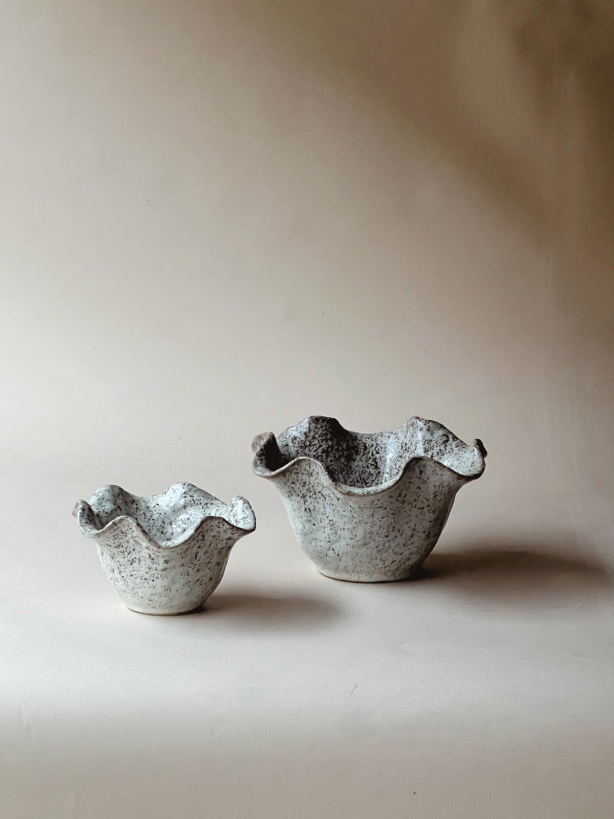 Speckled wavy bowls ~ large