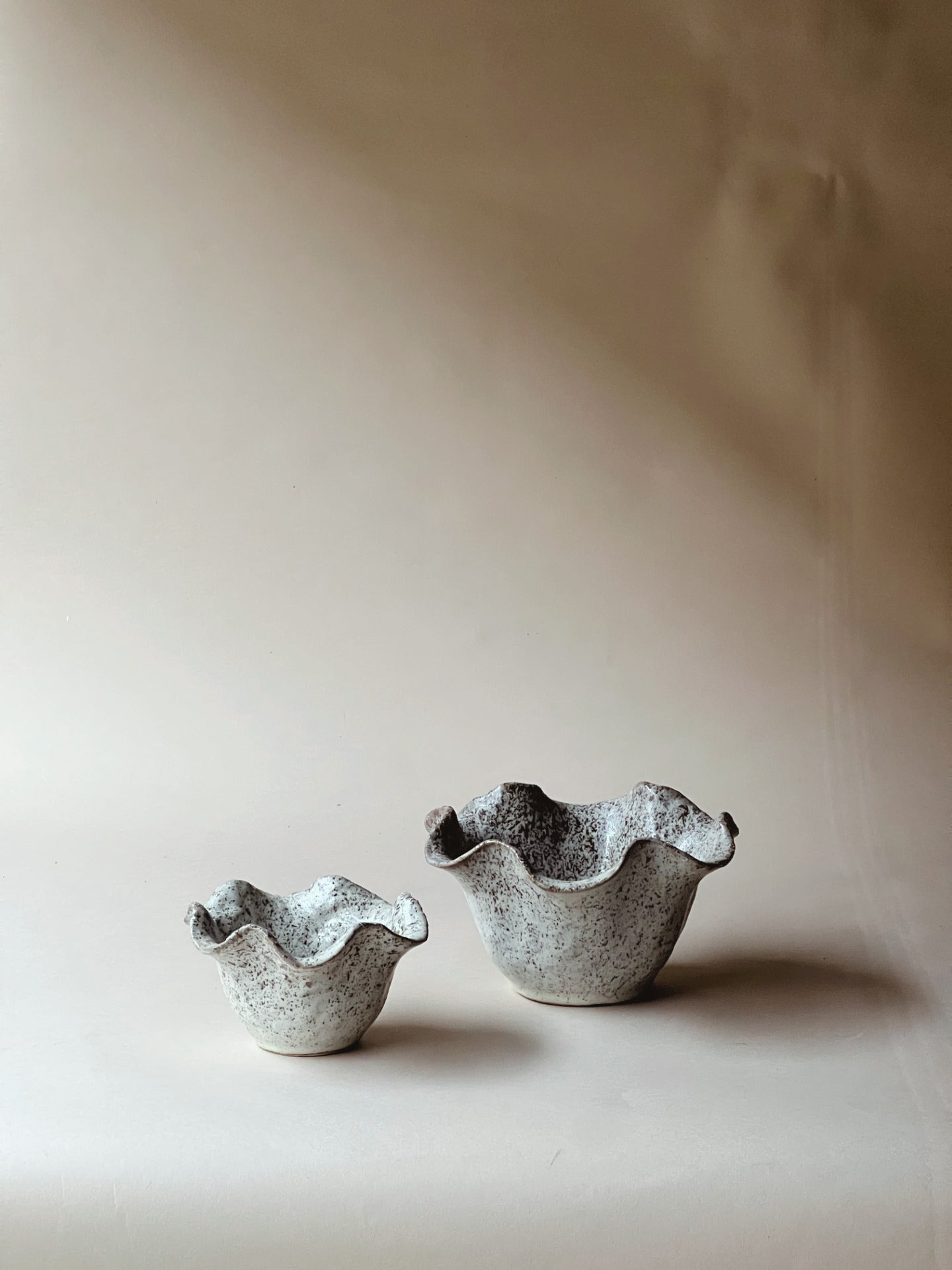 Speckled wavy bowls ~ large