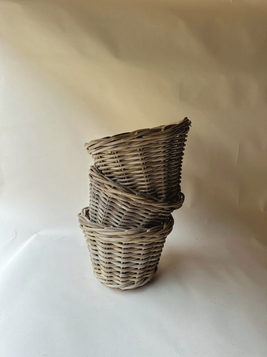 woven baskets ~ mini