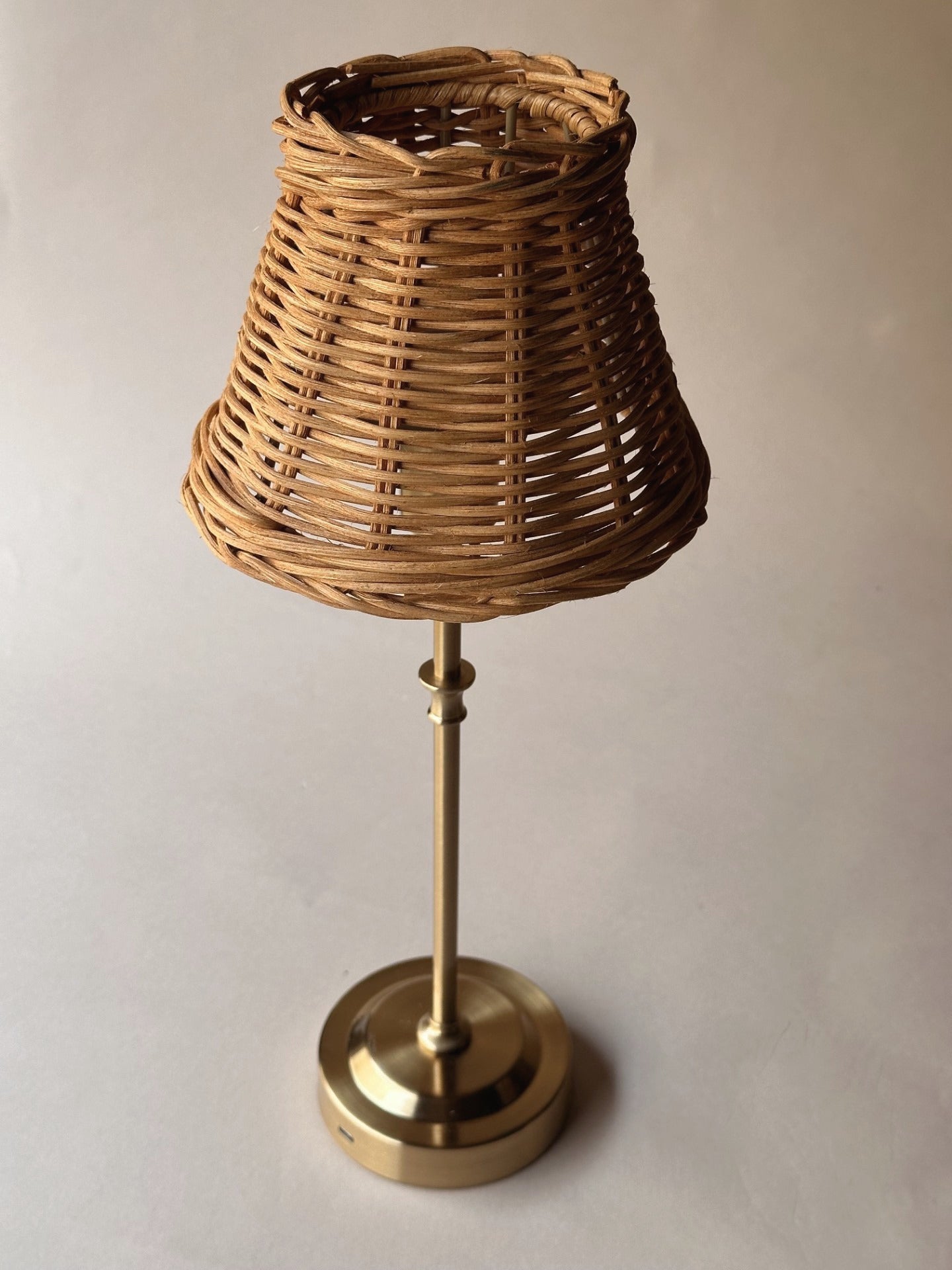 Portable table woven lamp ~ tall