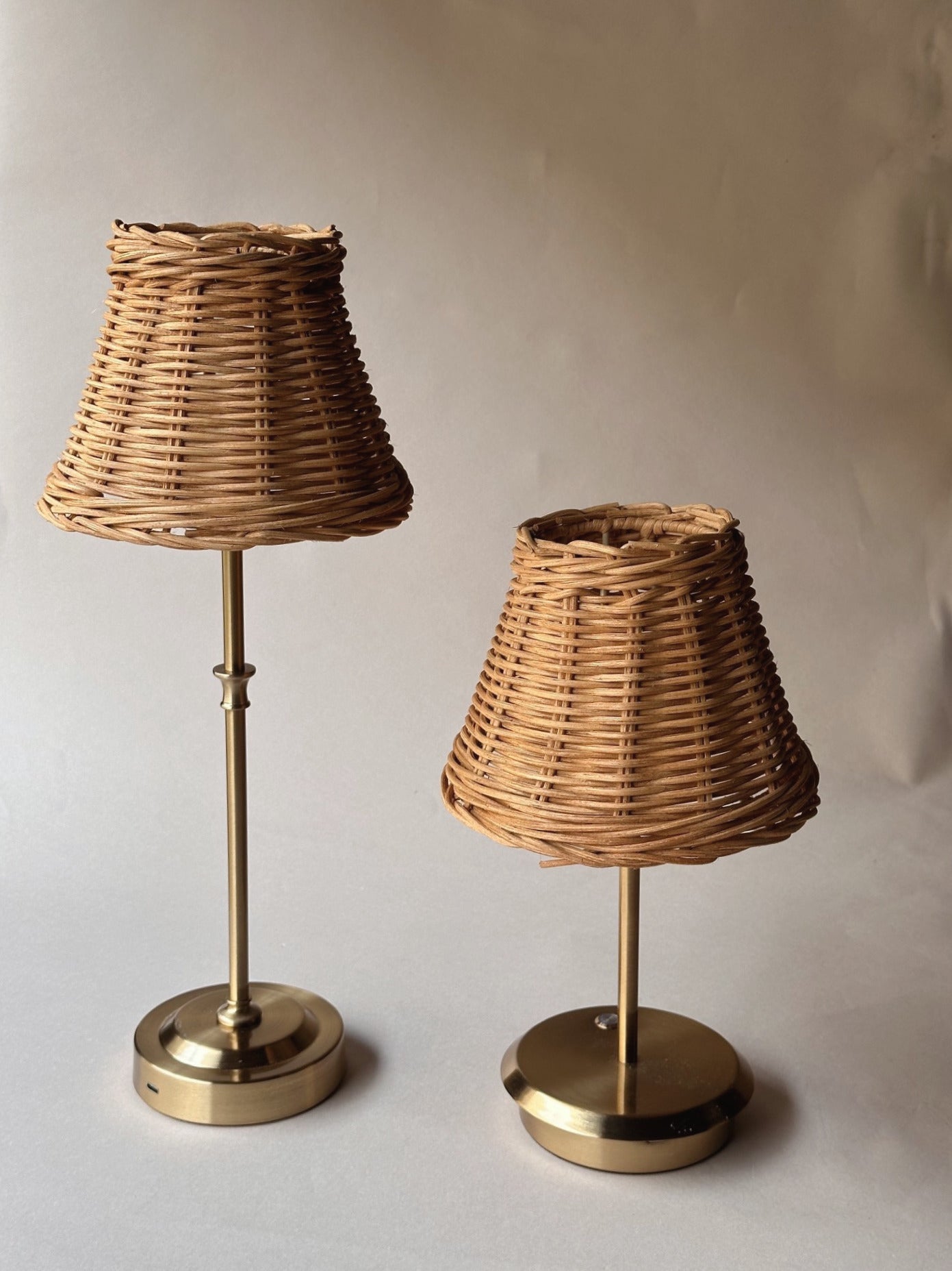 Portable table woven lamp ~ tall