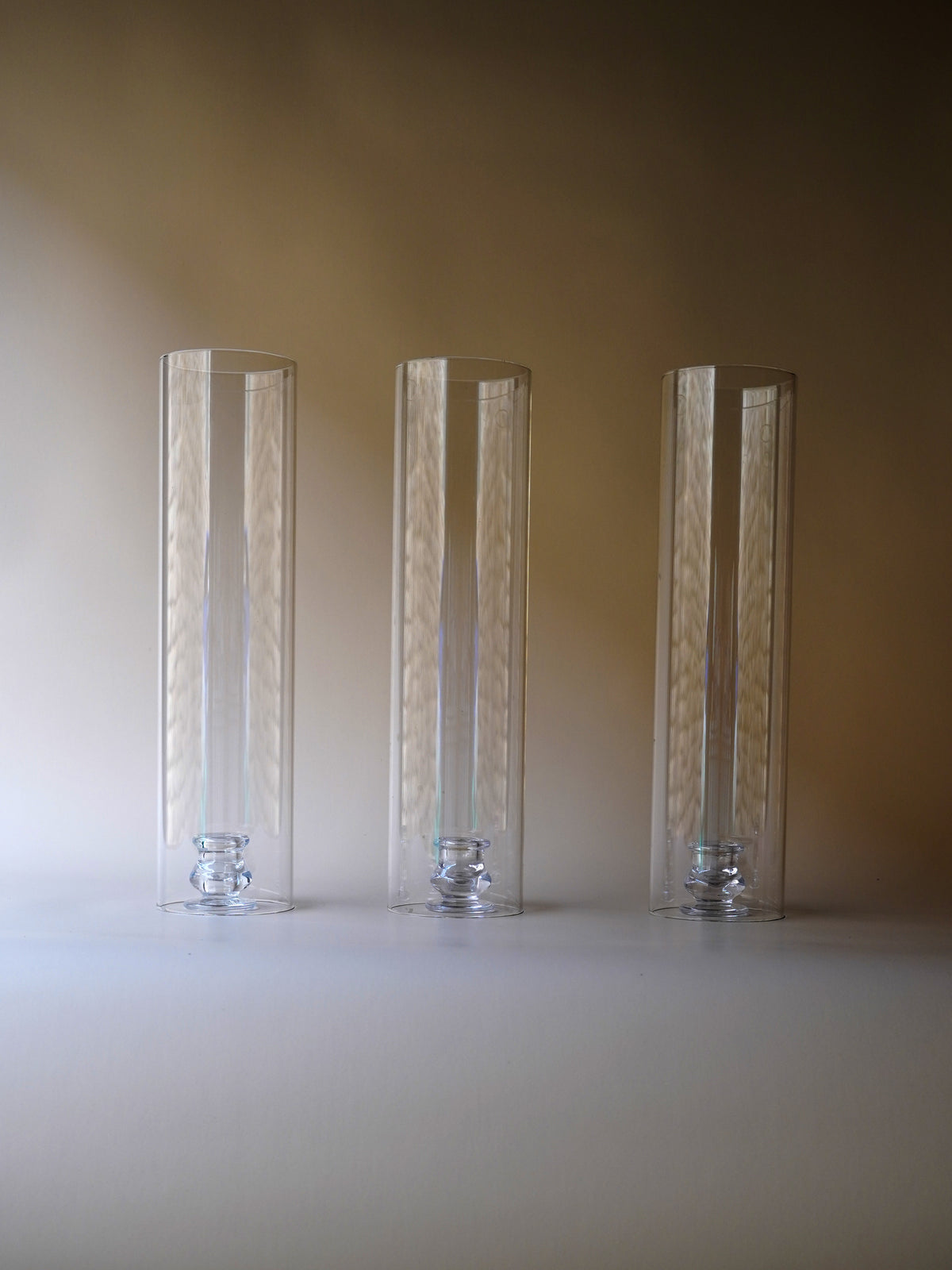Glass candle chimney