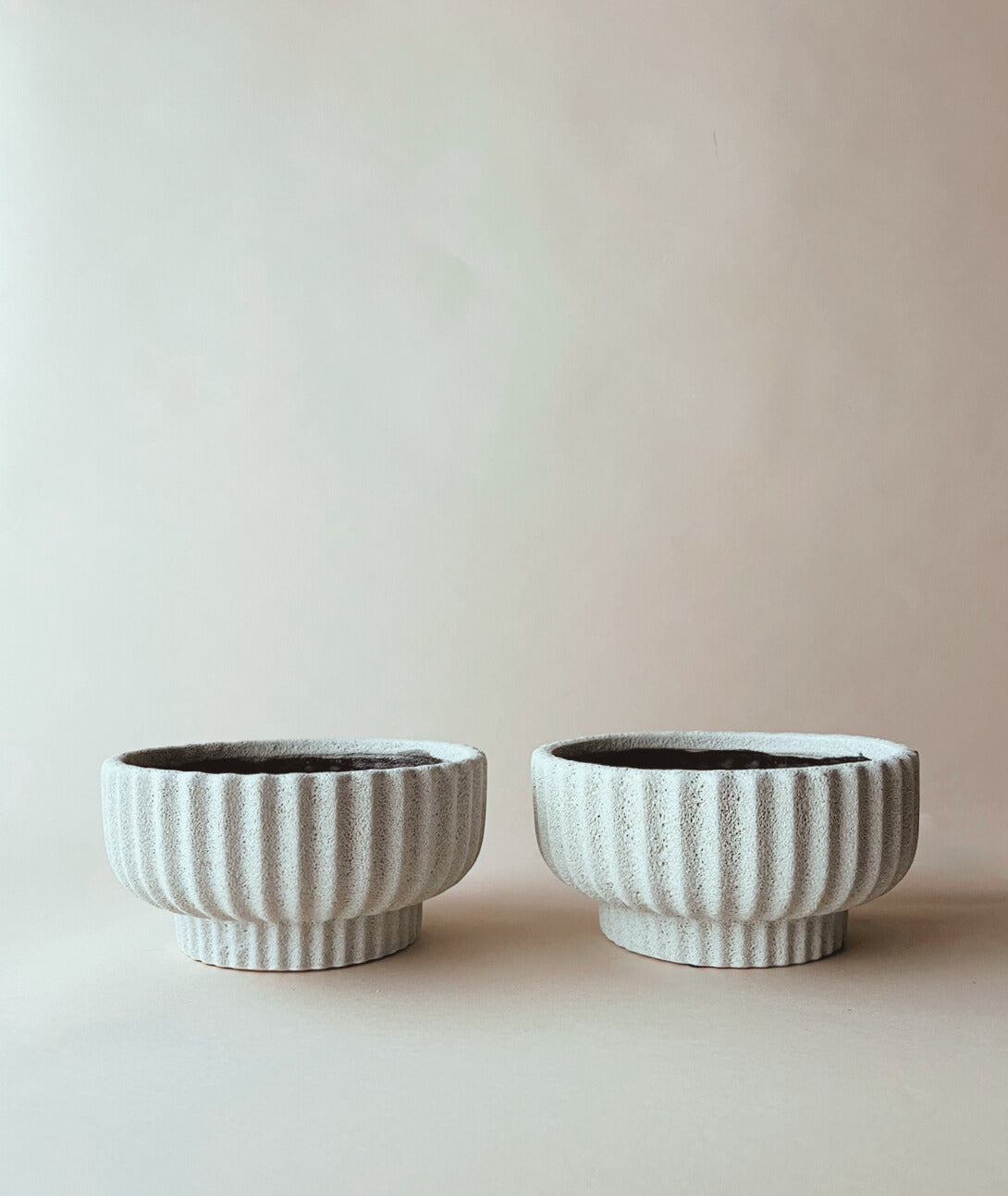 Reef footed bowl