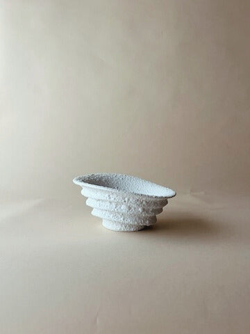 White wave bowl