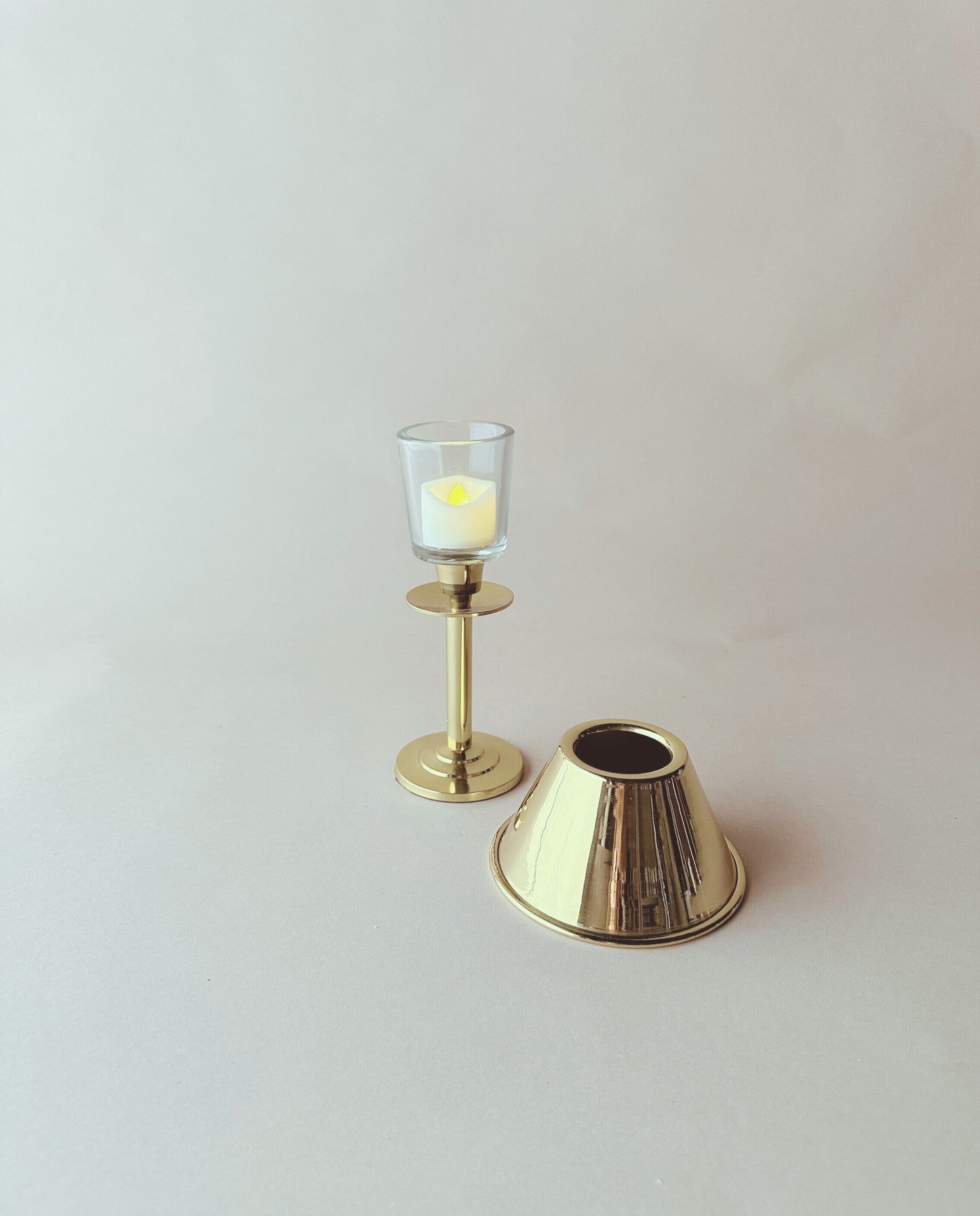 Brass battery table lamps