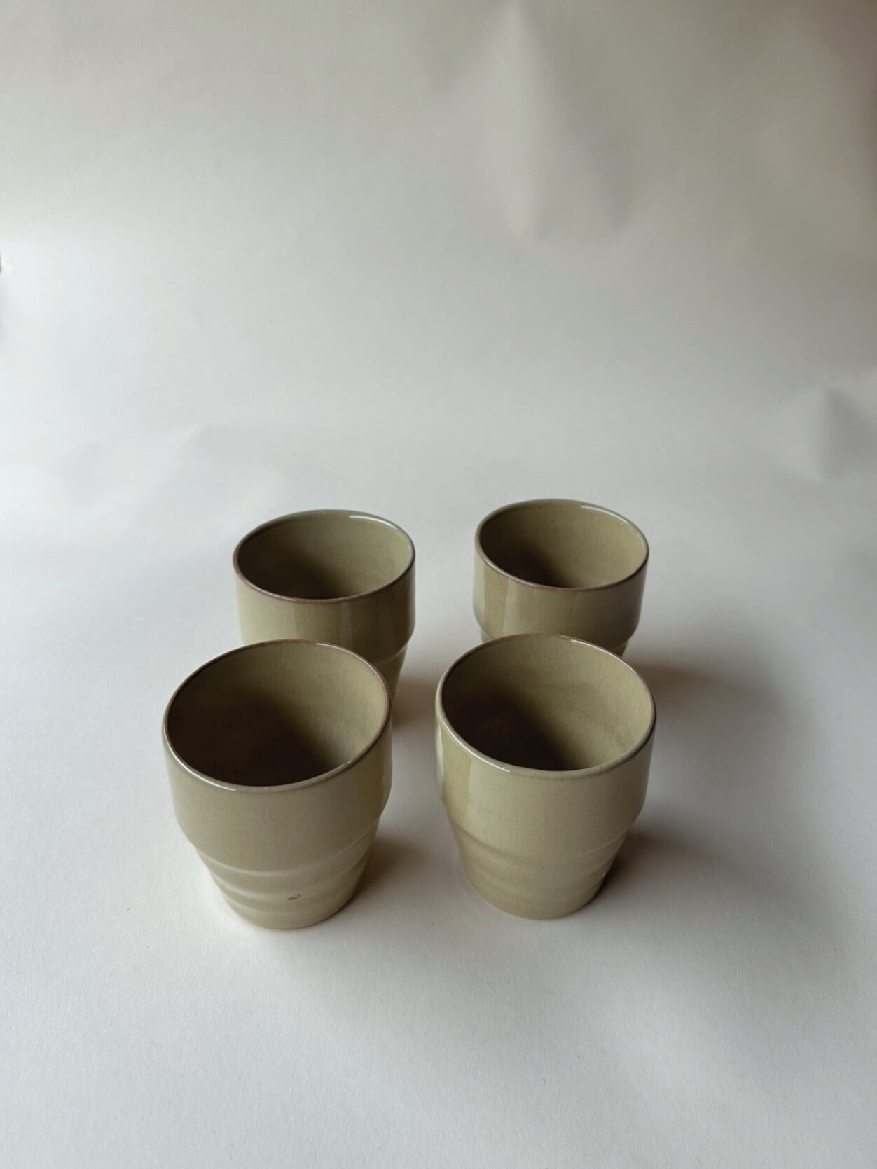 Mustard tumblers