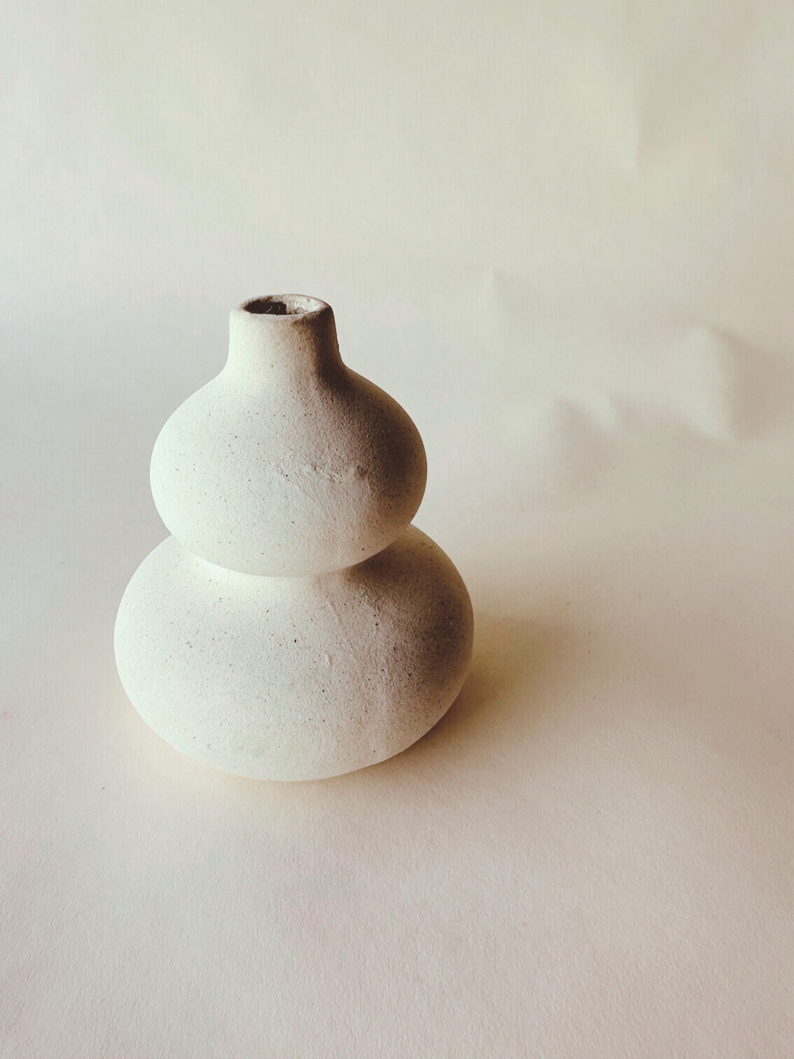 Textured bob vase