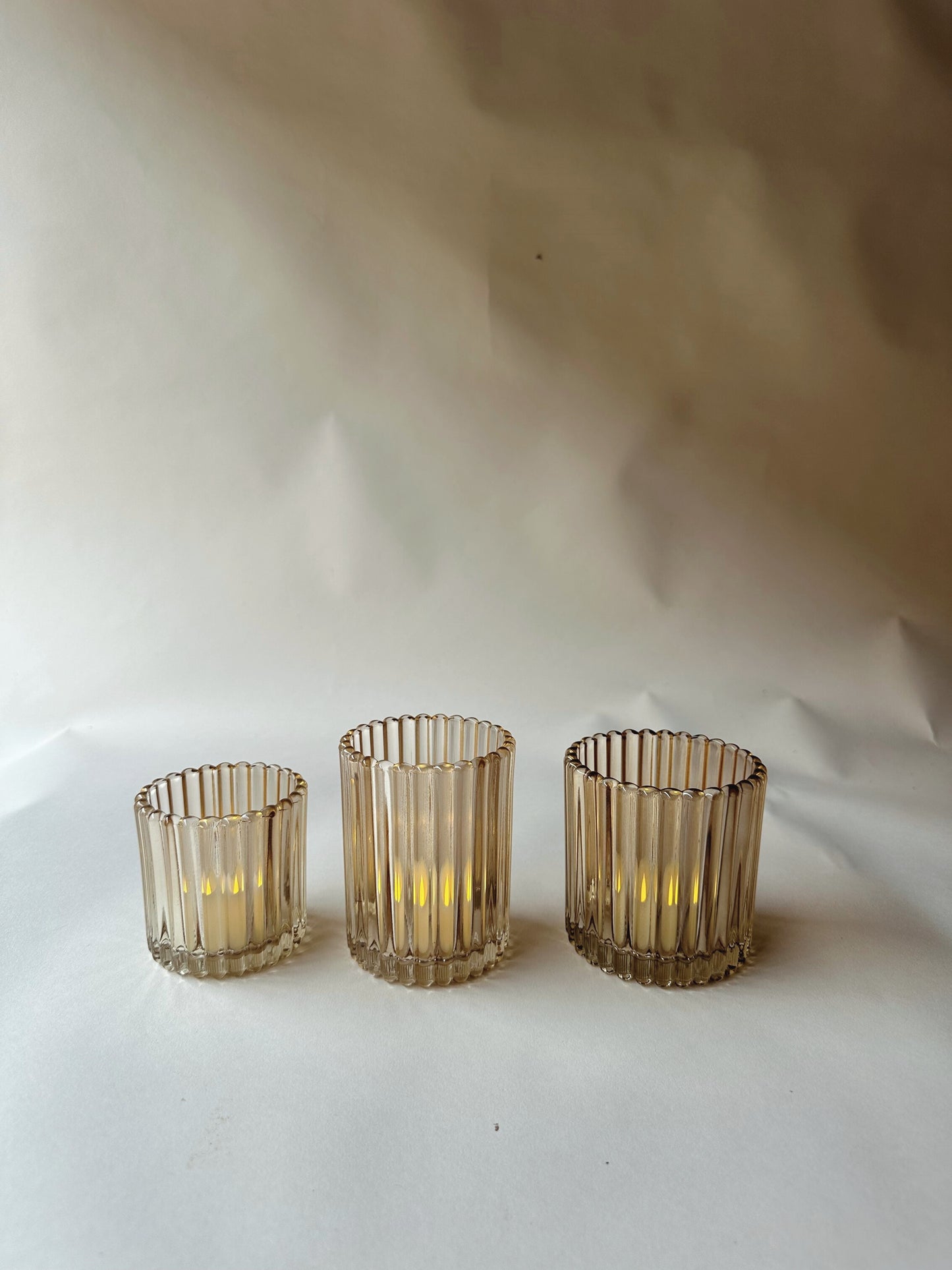 Ribbed vanilla tumblers