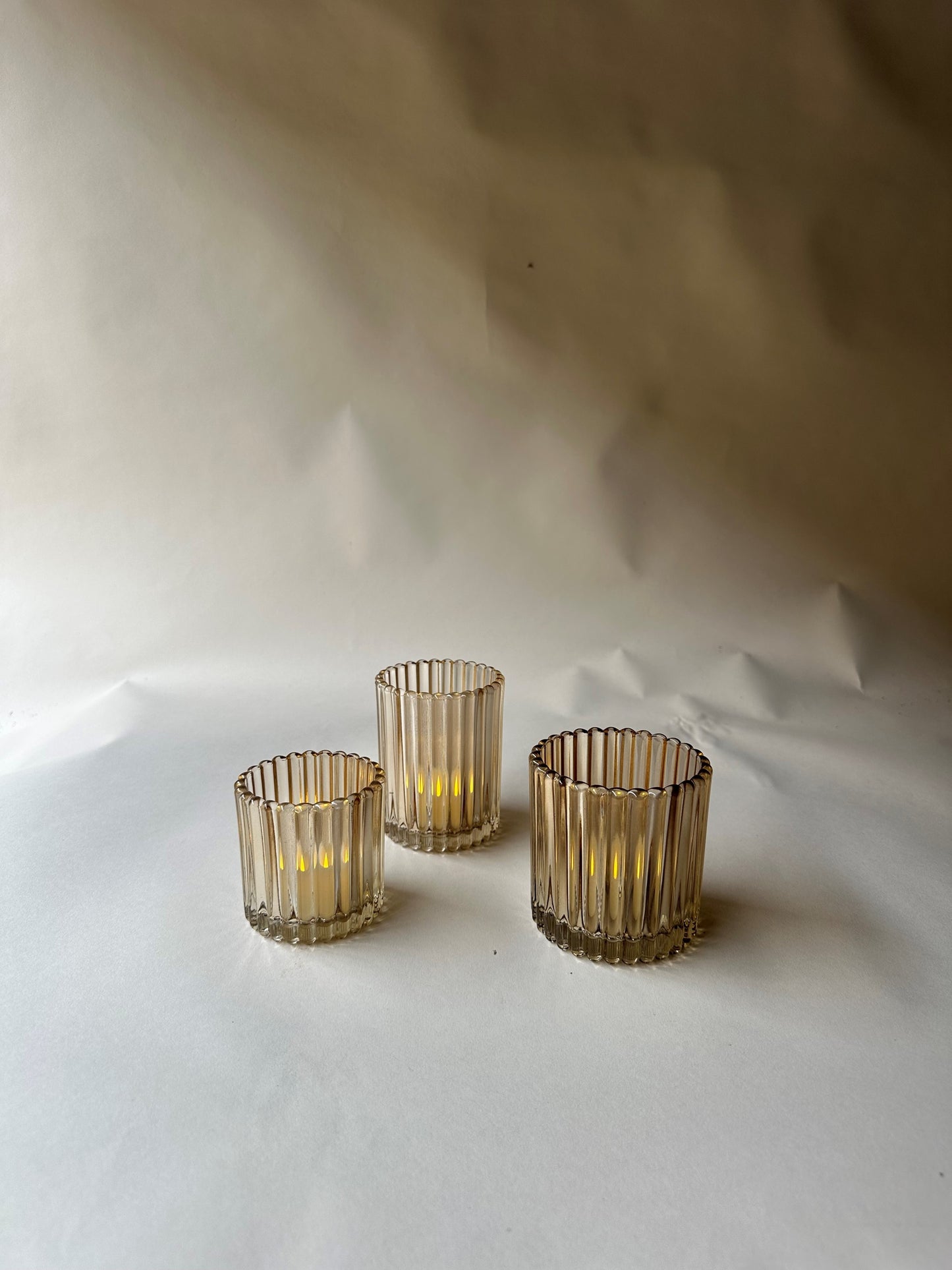 Ribbed vanilla tumblers